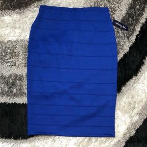 Olivia Blu Women Blue Fitted Pencil Skirt Size Small. New With Tag